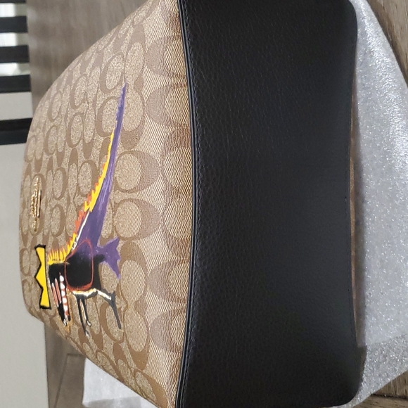 Coach X Jean Michel Basquiat Town Bucket Bag In Signature Canvas - Picture 8 of 9